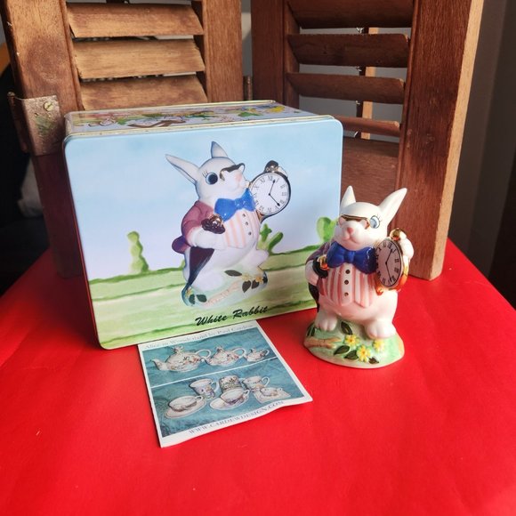 White Rabbit Figurine In Tin Alice In Wonderland Designed By Paul Cardew - Picture 10 of 10